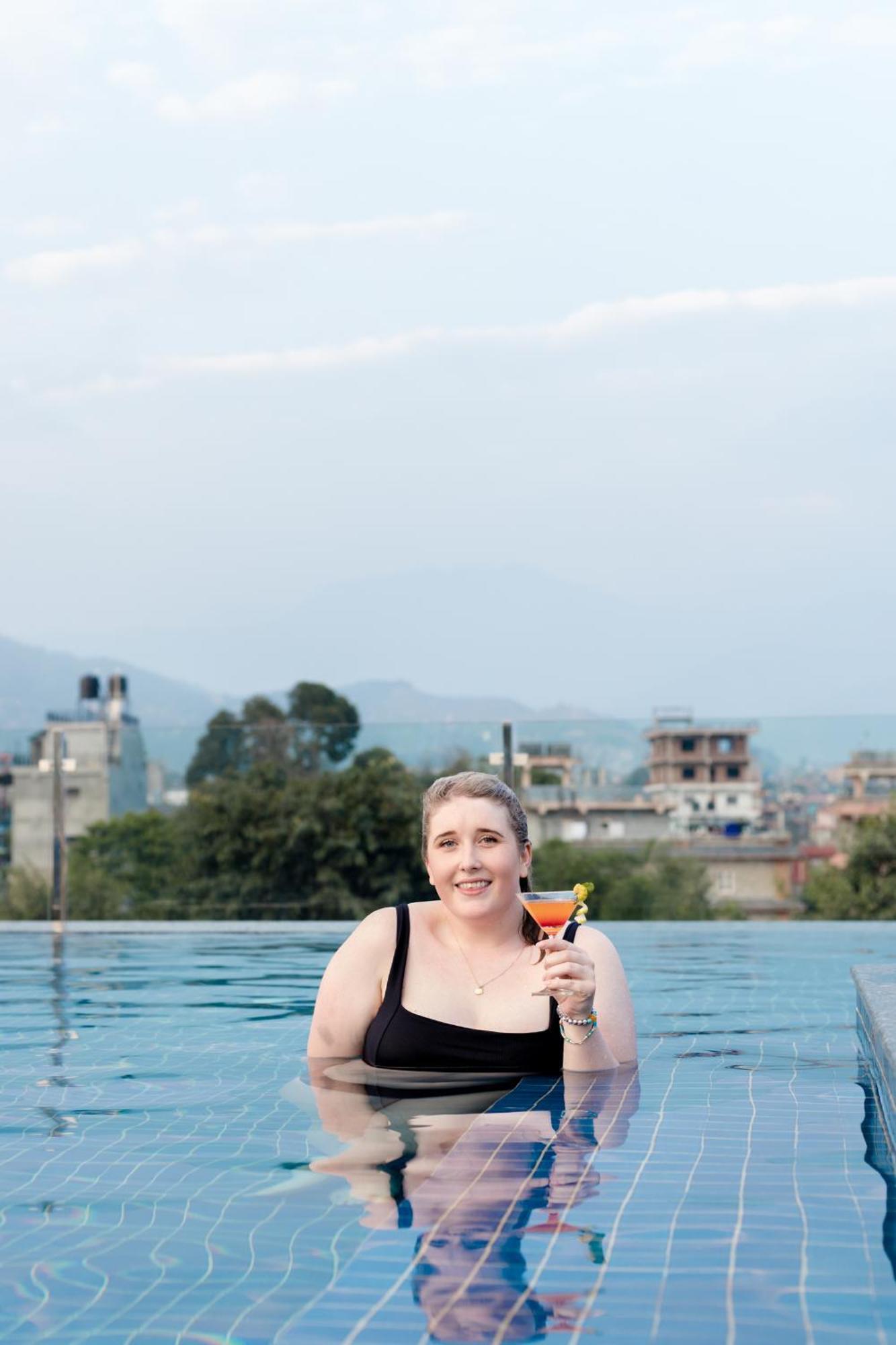 Dahlia Boutique Hotel Pokhara Kültér fotó
