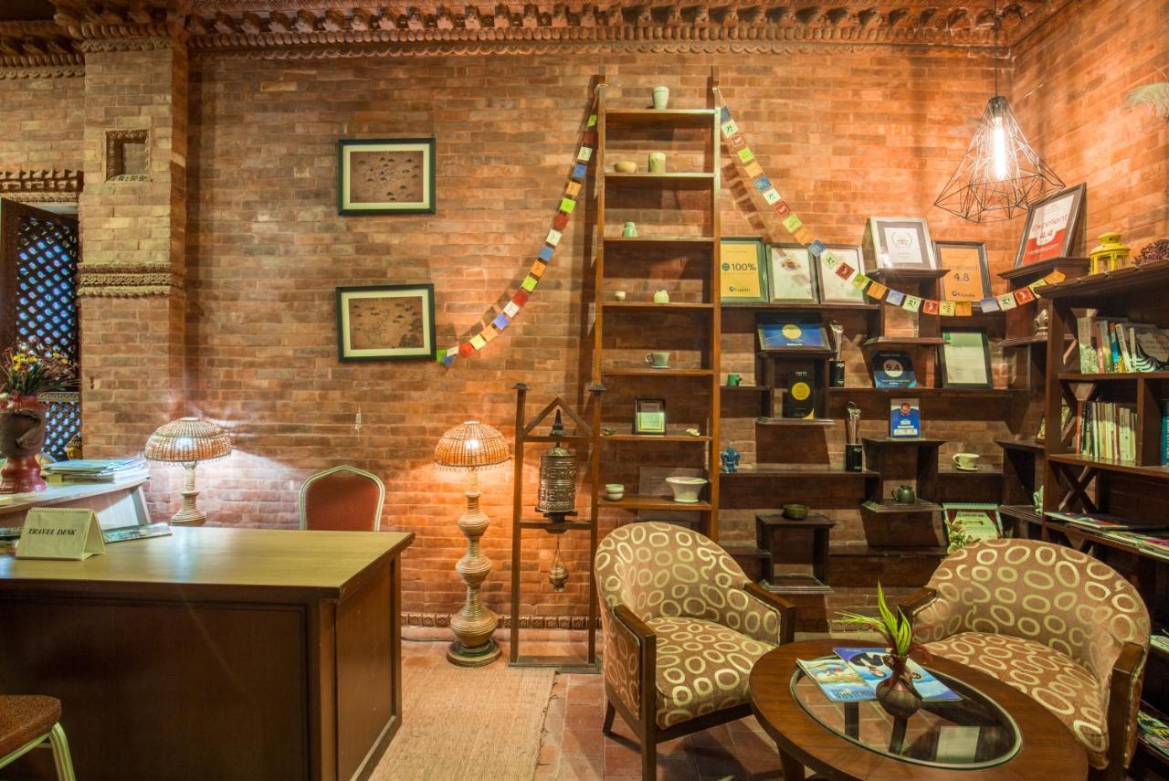 Dahlia Boutique Hotel Pokhara Kültér fotó