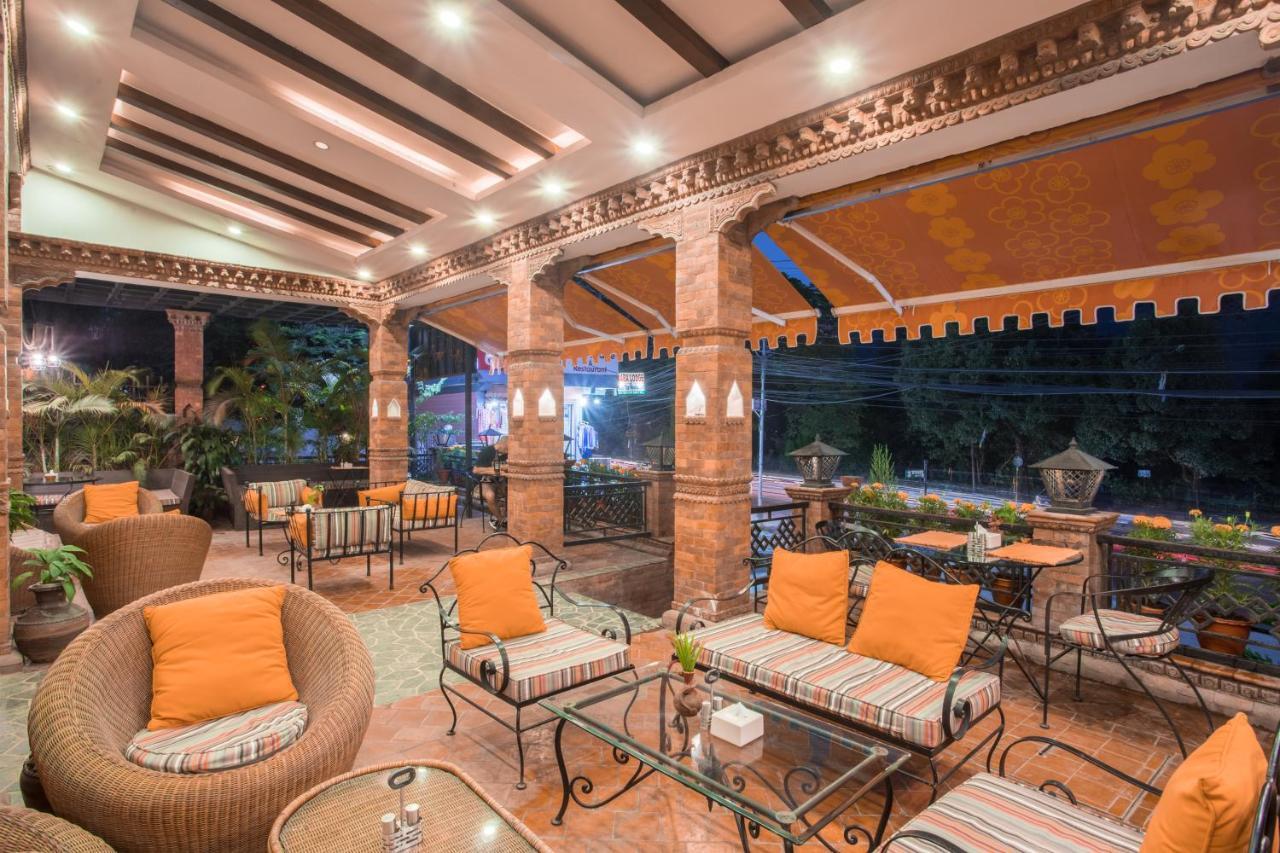 Dahlia Boutique Hotel Pokhara Kültér fotó