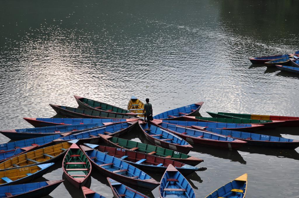 Dahlia Boutique Hotel Pokhara Kültér fotó